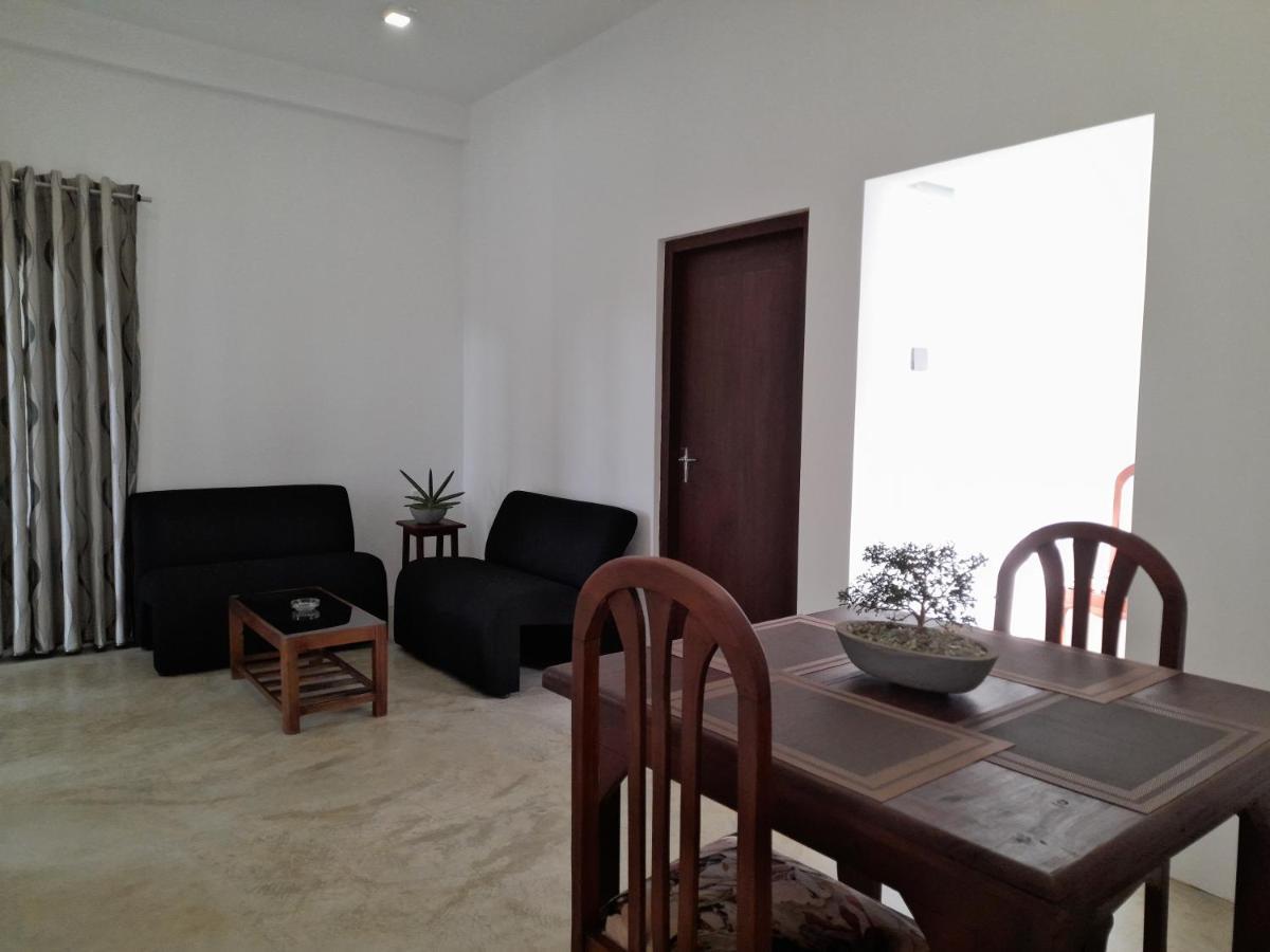 Gloria Inn Negombo Ngoại thất bức ảnh